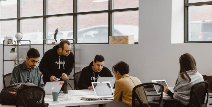 Espace de coworking pour les experts, scientifiques et étudiants du Mila
